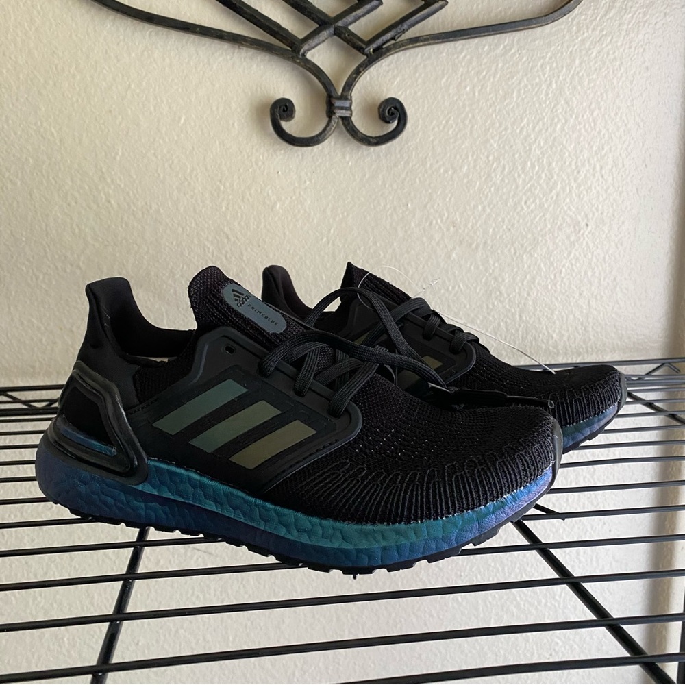 Adidas UltraBoost 20 Black Dignal Cyan Men Size 5 G55839.